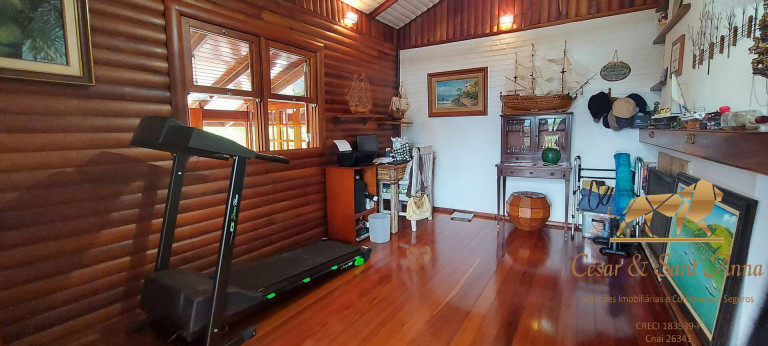 Casa com 3 Quartos à Venda, 1.500 m² em Alto Capivari - Campos Do Jordão
