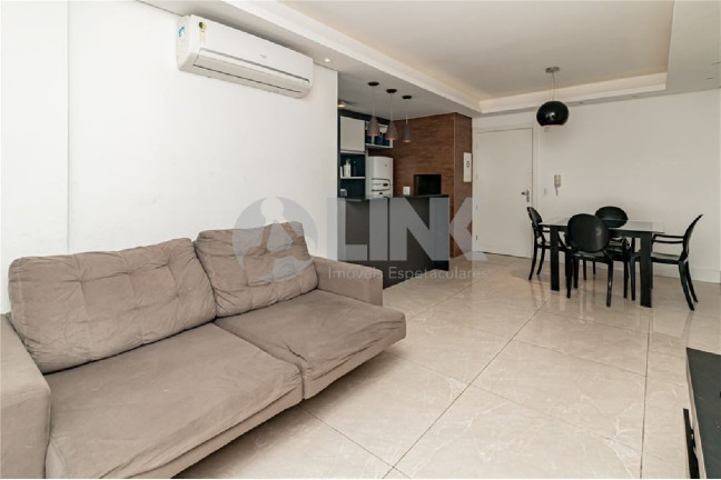 Imagem Apartamento com 2 Quartos à Venda, 65 m² em São Sebastião - Porto Alegre Imagem Apartamento com 2 Quartos à Venda, 65 m² em São Sebastião - Porto Alegre