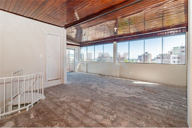 Imagem Imóvel com 2 Quartos à Venda, 111 m² em Passo Da Areia - Porto Alegre Imagem Imóvel com 2 Quartos à Venda, 111 m² em Passo Da Areia - Porto Alegre