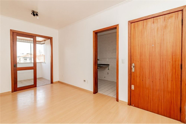 Apartamento com 2 Quartos à Venda, 60 m² em São Sebastião - Porto Alegre
