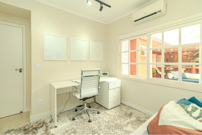 Imagem Imóvel com 2 Quartos à Venda, 120 m² em Cidade Baixa - Porto Alegre Imagem Imóvel com 2 Quartos à Venda, 120 m² em Cidade Baixa - Porto Alegre