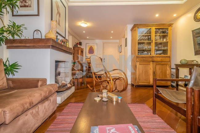 Imagem Apartamento com 3 Quartos à Venda, 112 m² em Petrópolis - Porto Alegre