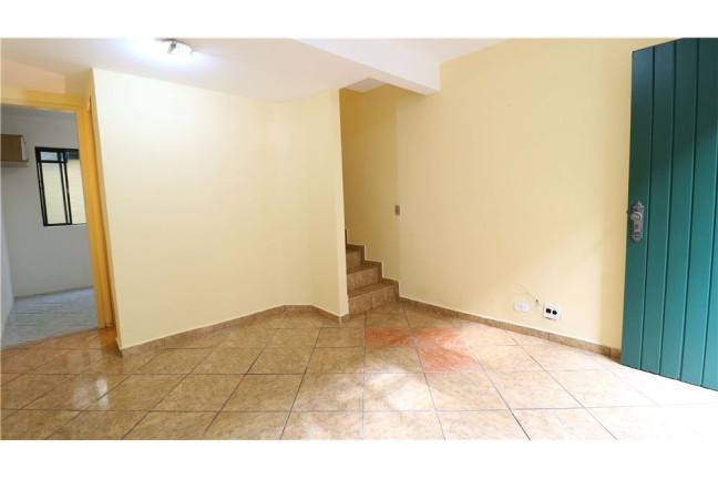 Imagem Casa com 2 Quartos à Venda,  em Valo Velho - São Paulo