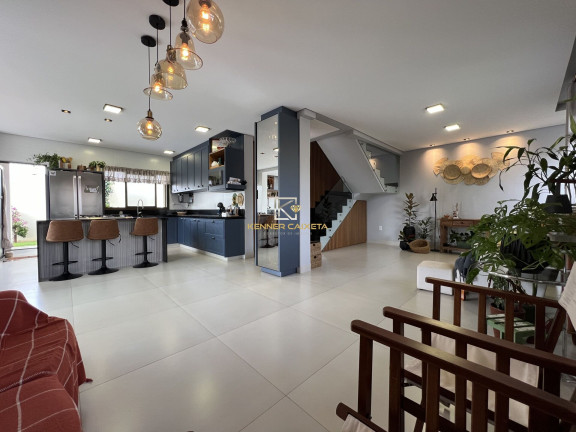 Casa com 4 Quartos à Venda, 255 m² em Residencial Gramado - Patos De Minas
