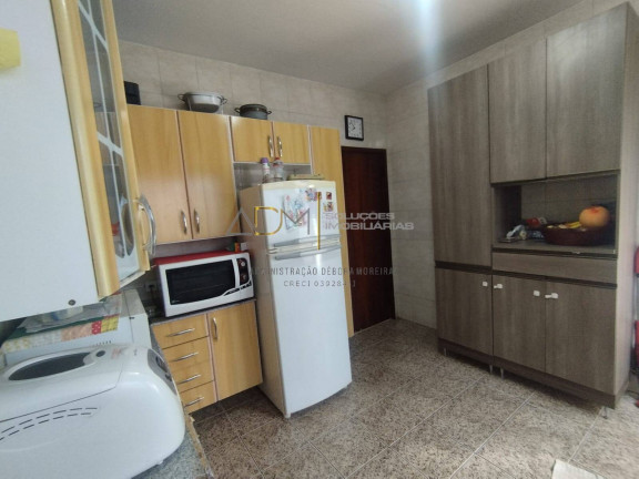 Imagem Casa com 3 Quartos à Venda, 275 m² em Vila Santa Luzia - Botucatu