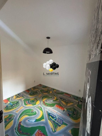 Imagem Casa com 3 Quartos à Venda, 166 m² em Medianeira - Porto Alegre
