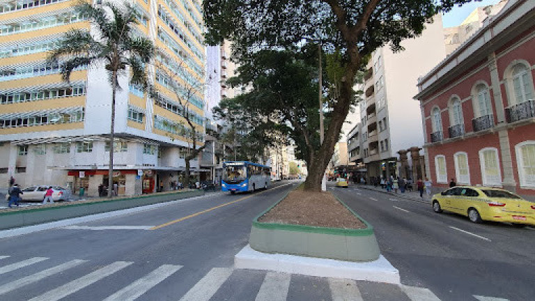 Imagem Apartamento com 2 Quartos à Venda, 55 m² em Centro - Juiz De Fora