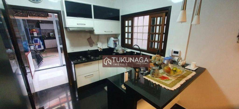 Imagem Sobrado com 3 Quartos à Venda, 252 m² em Parque Renato Maia - Guarulhos