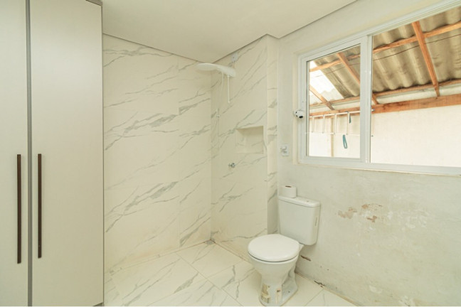 Imagem Casa com 3 Quartos à Venda, 177 m² em Menino Deus - Porto Alegre Imagem Casa com 3 Quartos à Venda, 177 m² em Menino Deus - Porto Alegre