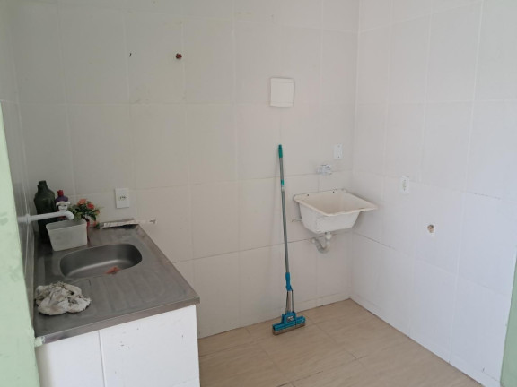 Imagem Casa com 1 Quarto à Venda, em Campo Grande - Rio De Janeiro Imagem Casa com 1 Quarto à Venda, em Campo Grande - Rio De Janeiro