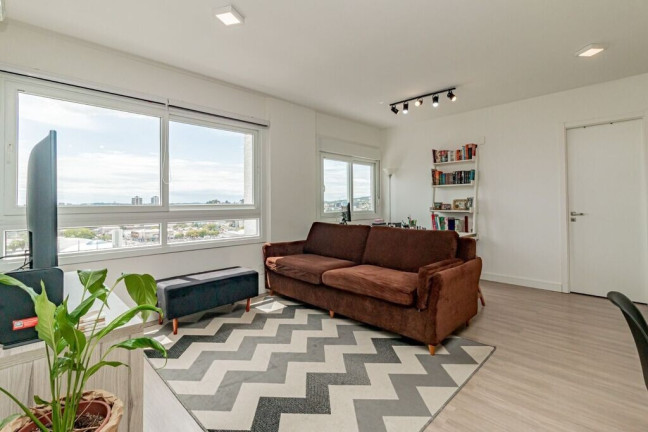 Imagem Apartamento com 3 Quartos à Venda, 67 m² em São Sebastião - Porto Alegre