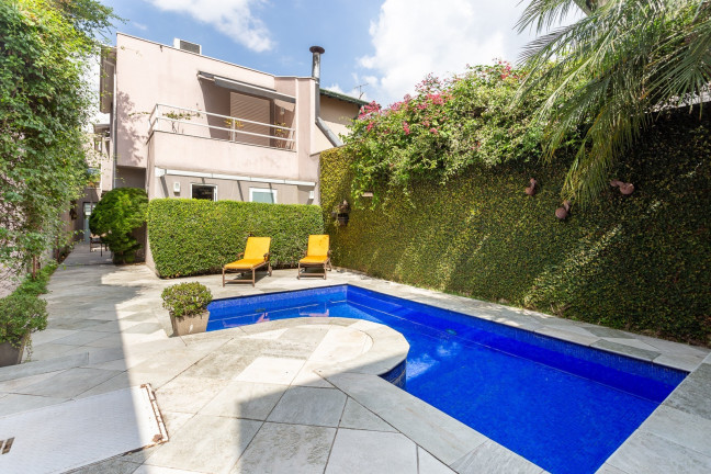 Imagem Casa com 3 Quartos à Venda, 260 m² em Jardim Paulistano - São Paulo Imagem Casa com 3 Quartos à Venda, 260 m² em Jardim Paulistano - São Paulo