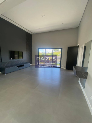 Casa de Condomínio com 3 Quartos à Venda, 265 m² em Bragança Paulista
