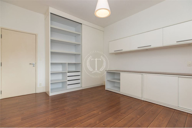Imagem Apartamento com 2 Quartos à Venda, 180 m² em Cerqueira César - São Paulo
