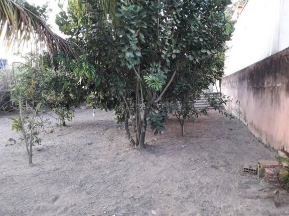 Imagem Casa com 1 Quarto à Venda, 450 m² em Monteiro (são Vicente) - Araruama Imagem Casa com 1 Quarto à Venda, 450 m² em Monteiro (são Vicente) - Araruama