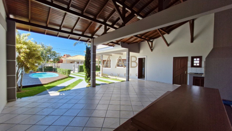 Imagem Casa com 4 Quartos à Venda, 240 m² em Ingleses - Florianópolis Imagem Casa com 4 Quartos à Venda, 240 m² em Ingleses - Florianópolis