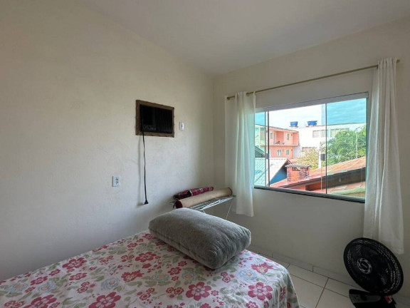 Imagem Casa com 6 Quartos à Venda, 200 m² em Centro - Balneário Barra Do Sul