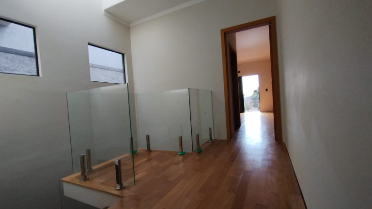 Imagem Casa com 3 Quartos à Venda, 126 m² em Jardim Do Lago - Atibaia Imagem Casa com 3 Quartos à Venda, 126 m² em Jardim Do Lago - Atibaia
