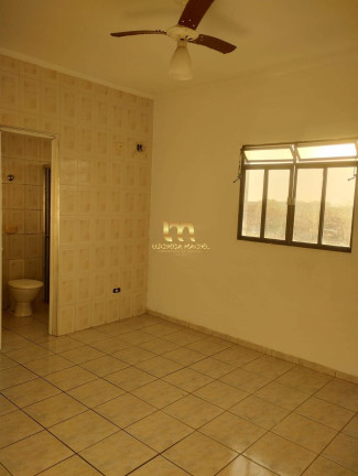 Apartamento à Venda, 23 m² em Caiçara - Praia Grande