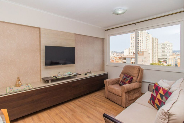 Imagem Imóvel com 2 Quartos à Venda, 68 m² em Centro Histórico - Porto Alegre Imagem Imóvel com 2 Quartos à Venda, 68 m² em Centro Histórico - Porto Alegre