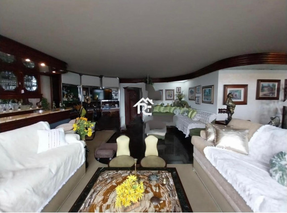 Imagem Cobertura com 5 Quartos à Venda, 307 m² em Ingá - Niterói