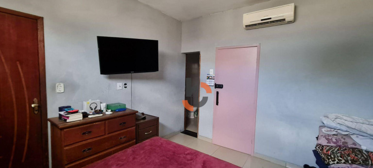 Imagem Casa com 3 Quartos à Venda, 241 m² em Centro - Nilópolis