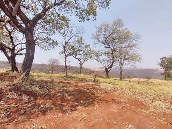 Imagem Chácara à Venda, 2 m² em Centro - Uberlândia Imagem Chácara à Venda, 2 m² em Centro - Uberlândia