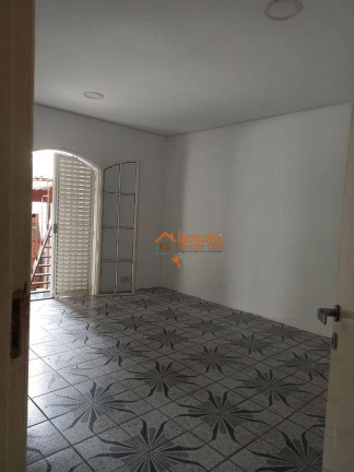 Imagem Sobrado com 3 Quartos à Venda, 300 m² em Vila Galvão - Guarulhos Imagem Sobrado com 3 Quartos à Venda, 300 m² em Vila Galvão - Guarulhos
