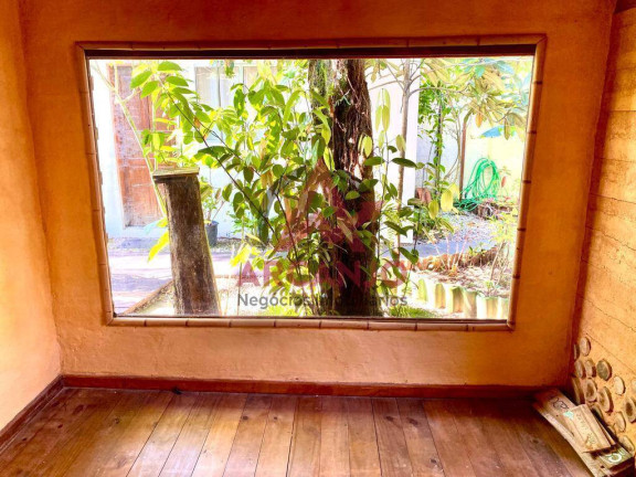 Imagem Casa com 6 Quartos à Venda, 300 m² em Barra Da Lagoa - Ubatuba Imagem Casa com 6 Quartos à Venda, 300 m² em Barra Da Lagoa - Ubatuba