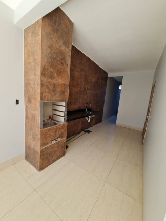 Imagem Casa com 3 Quartos à Venda, 180 m² em Goiânia Imagem Casa com 3 Quartos à Venda, 180 m² em Goiânia