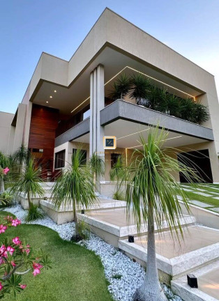 Casa com 5 Quartos à Venda, 584 m² em Cararu - Eusébio