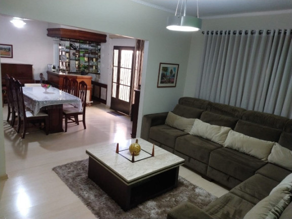 Imagem Casa com 3 Quartos à Venda, 260 m² em Bauru