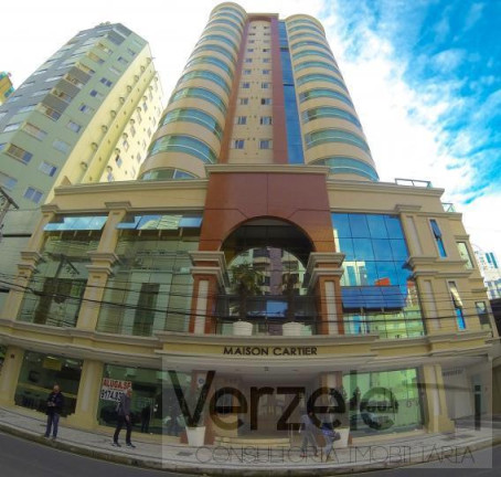 Apartamento com 3 Quartos para Temporada, 146 m² em Centro - Balneário Camboriú
