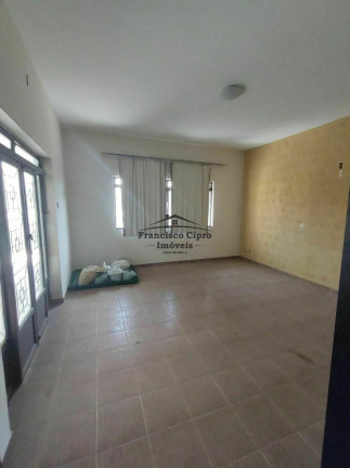 Casa com 3 Quartos à Venda, 210 m² em Vila Comendador Rodrigues Alves (pedregulho) - Guaratinguetá