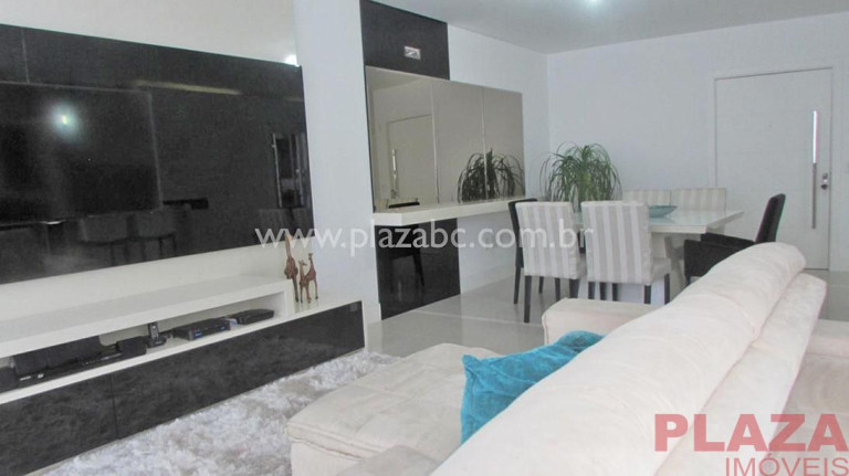 Imagem Apartamento com 3 Quartos à Venda, 132 m² em Centro - Balneário Camboriú Imagem Apartamento com 3 Quartos à Venda, 132 m² em Centro - Balneário Camboriú
