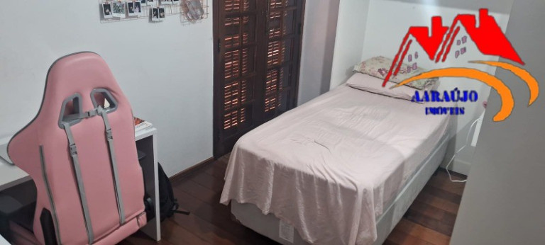 Imagem Casa com 3 Quartos à Venda, 234 m² em Cipava - Osasco
