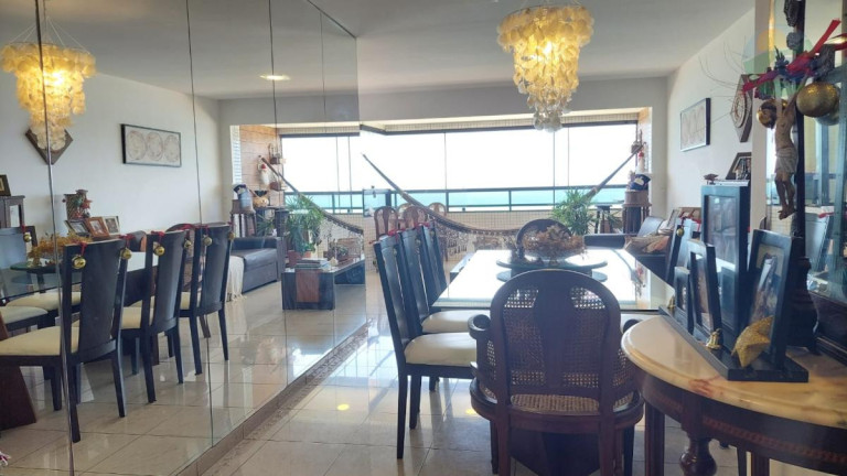 Imagem Apartamento com 4 Quartos à Venda, 140 m² em Candeias - Jaboatão Dos Guararapes