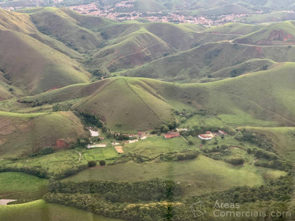 Imagem Chácara com 28 Quartos à Venda, 1.330.000 m² em Rural - Piquete