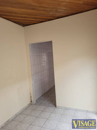 Imagem Casa com 2 Quartos à Venda, em Jardim Santa Maria - Jacareí Imagem Casa com 2 Quartos à Venda, em Jardim Santa Maria - Jacareí