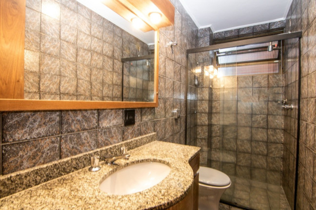 Imagem Imóvel com 3 Quartos à Venda, em Petrópolis - Porto Alegre Imagem Imóvel com 3 Quartos à Venda, em Petrópolis - Porto Alegre