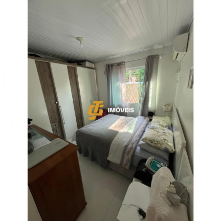 Imagem Casa com 3 Quartos à Venda, 193 m² em Monte Alegre - Camboriú Imagem Casa com 3 Quartos à Venda, 193 m² em Monte Alegre - Camboriú