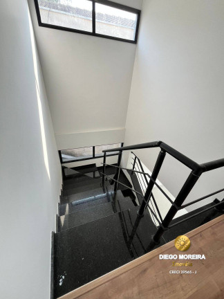 Imagem Casa com 3 Quartos à Venda, 270 m² em Jardim Dos Pinheiros - Atibaia Imagem Casa com 3 Quartos à Venda, 270 m² em Jardim Dos Pinheiros - Atibaia
