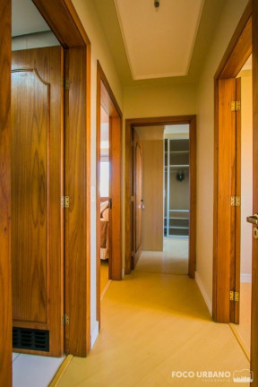 Imagem Imóvel com 3 Quartos à Venda, 111 m² em Petrópolis - Porto Alegre