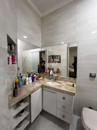 Imagem Imóvel com 3 Quartos à Venda, 158 m² em Condomínio Jardim Europa - Mogi Guaçu Imagem Imóvel com 3 Quartos à Venda, 158 m² em Condomínio Jardim Europa - Mogi Guaçu