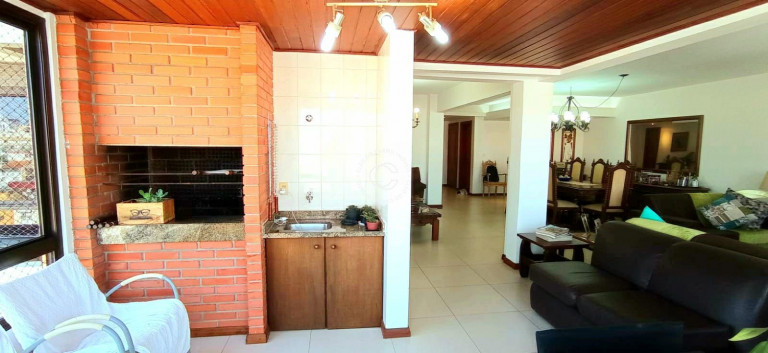 Imagem Apartamento com 3 Quartos à Venda, 218 m² em Nossa Senhora De Fátima - Santa Maria Imagem Apartamento com 3 Quartos à Venda, 218 m² em Nossa Senhora De Fátima - Santa Maria