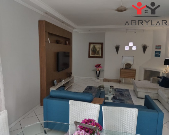 Imagem Imóvel com 3 Quartos à Venda, 342 m² em Horto Santo Antonio - Jundiaí