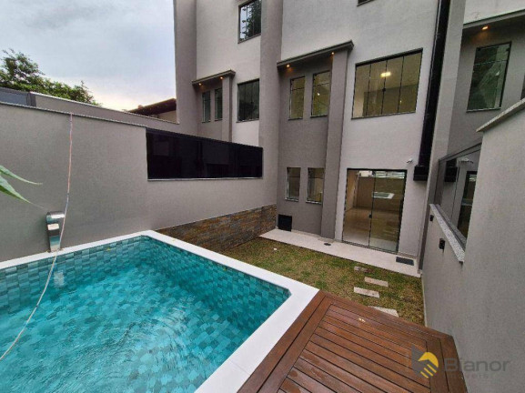 Casa com 3 Quartos à Venda, 143 m² em água Verde - Blumenau