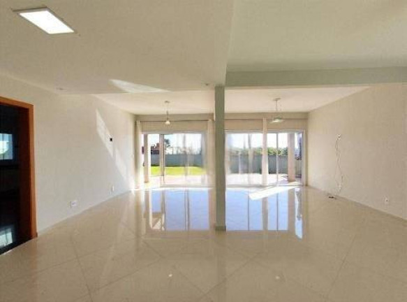 Imagem Casa com 4 Quartos à Venda, em Campo Novo - Bragança Paulista Imagem Casa com 4 Quartos à Venda, em Campo Novo - Bragança Paulista