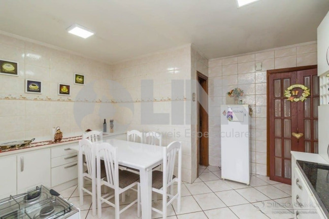 Imagem Apartamento com 2 Quartos à Venda, 76 m² em Menino Deus - Porto Alegre Imagem Apartamento com 2 Quartos à Venda, 76 m² em Menino Deus - Porto Alegre