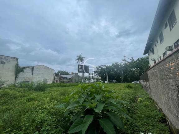 Terreno à Venda, 965 m² em Saguaçu - Joinville
